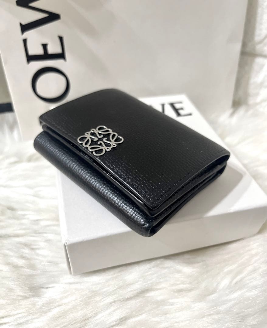 【YyY様】LOEWE ロエベ トライフォールド ブラック 三つ折り財布 箱付き