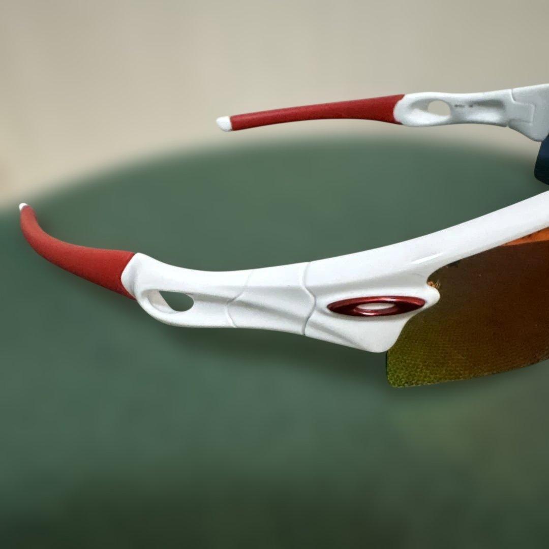 Oakley オークリー レーダーロックパス　レッドイリジウム