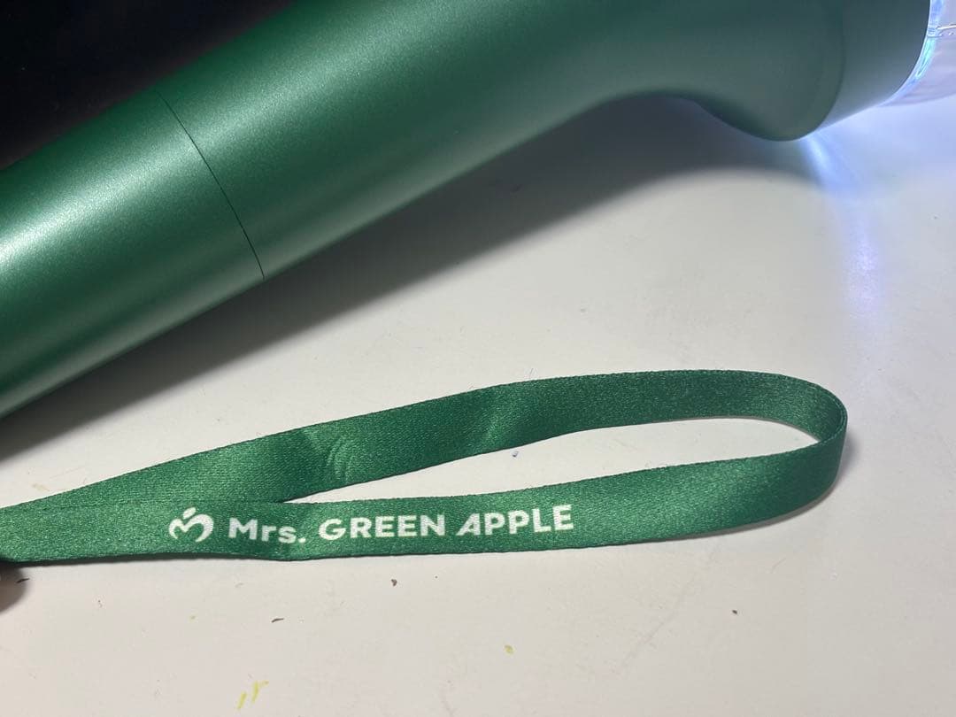 Mrs. GREEN APPLE オフィシャルペンライト　りんご