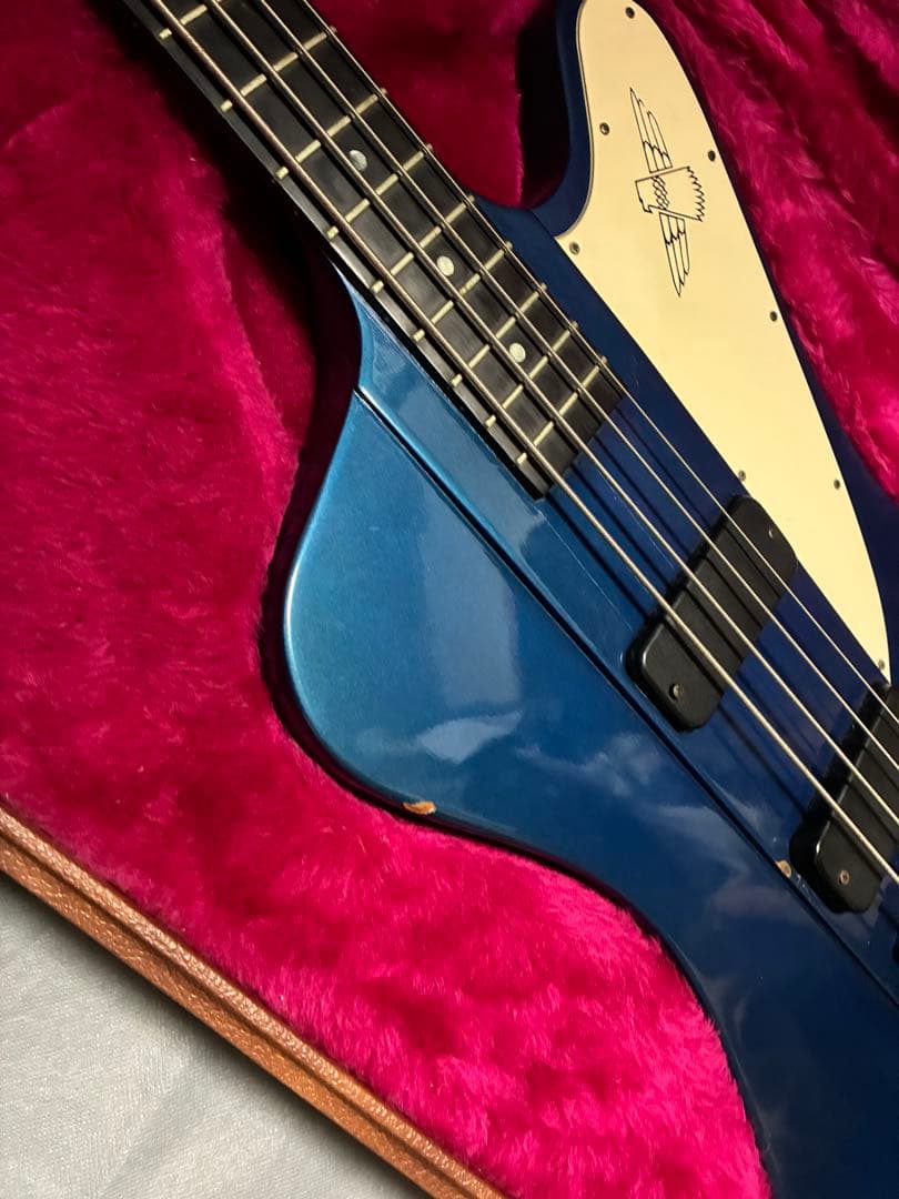 ギター Gibson Thunderbird
