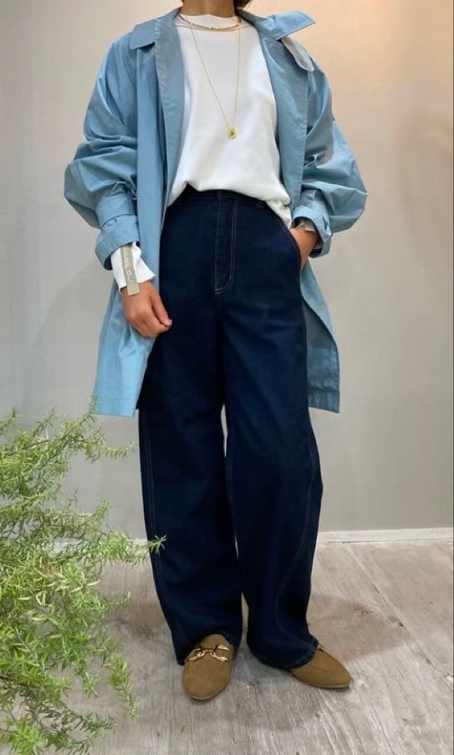 専用　新品タグ付き大人気のクロシェの袖が可愛いハーフコート　ベージュ