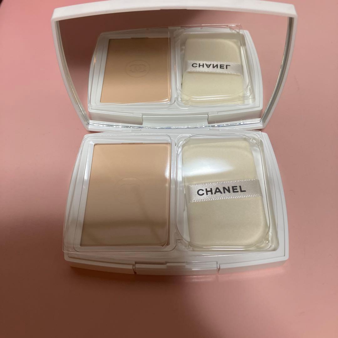 CHANEL ル ブラン ブライトニング コンパクト
