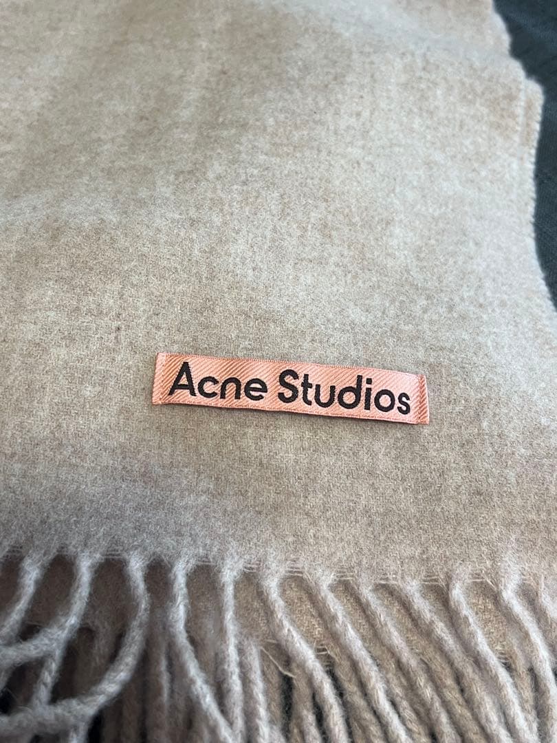 美品　Acne Studios マフラー