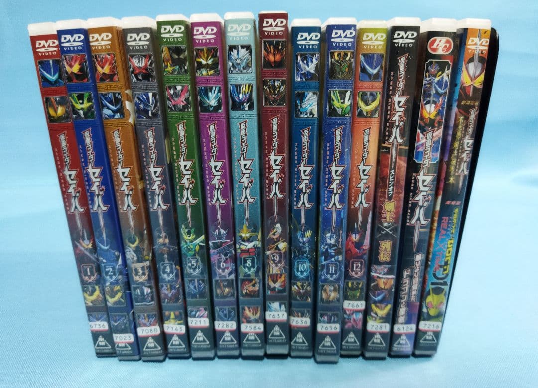 仮面ライダーセイバーレンタルアップDVD 11 点+関連3本　合計14本セット