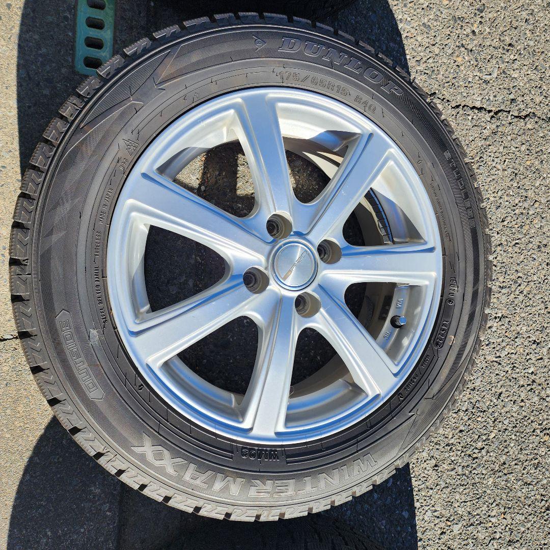DUNLOP スタッドレスタイヤ175-65-15