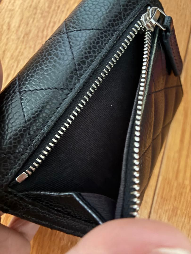 CHANEL ブラック 三つ折り財布