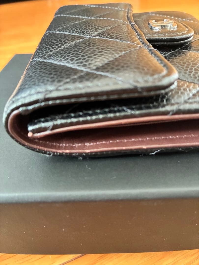 CHANEL ブラック 三つ折り財布