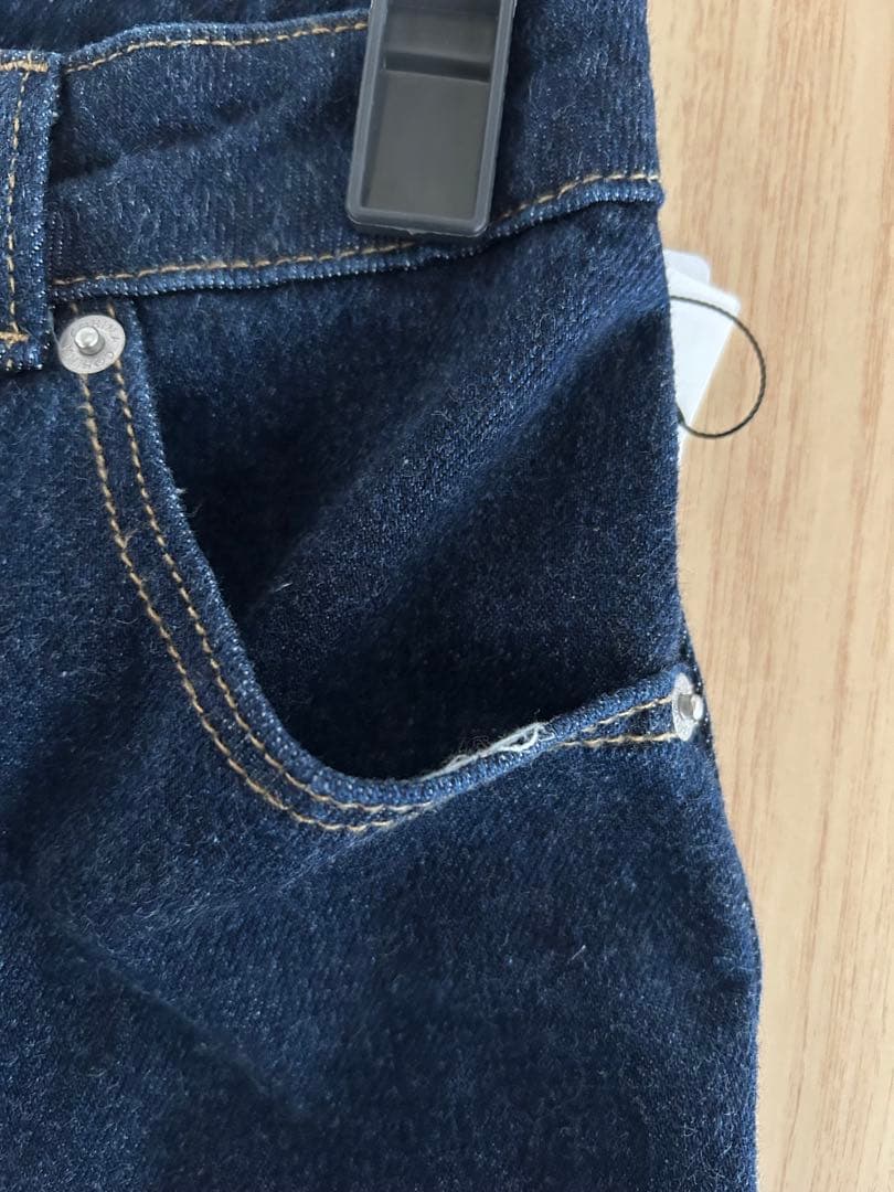 コヒナ　COHINA KUROKI DENIM セミワイドストレート