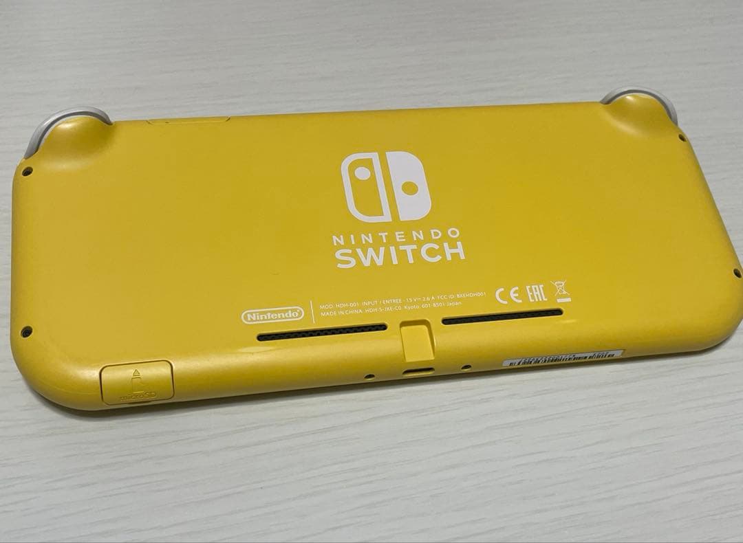 Nintendo switch Lite イエロー 本体