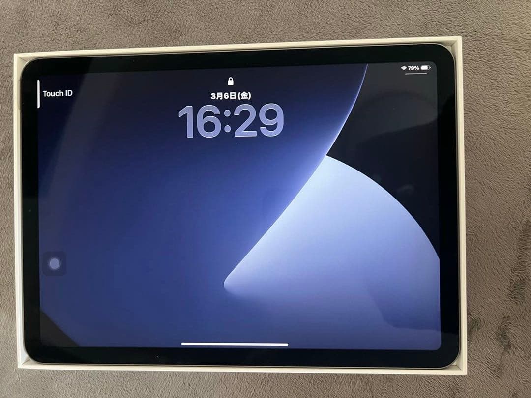 iPad Air (第4世代) 本体・ （新品ガラスフィルム）