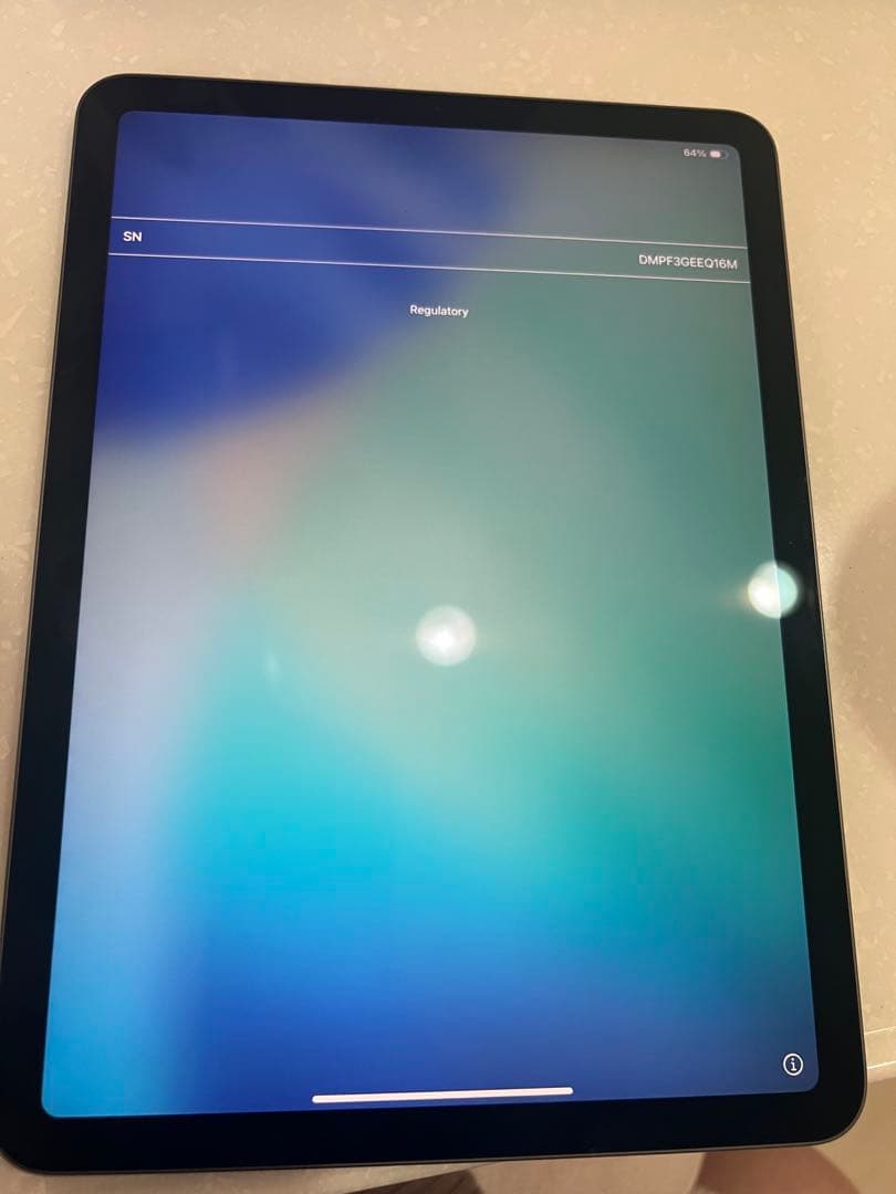 iPad Air (第4世代) 本体・ （新品ガラスフィルム）