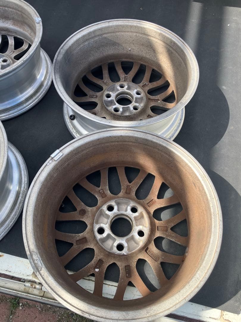 トヨタ 純正 アルミホイール 16インチ 6.5J +50 114.3 メッシュ