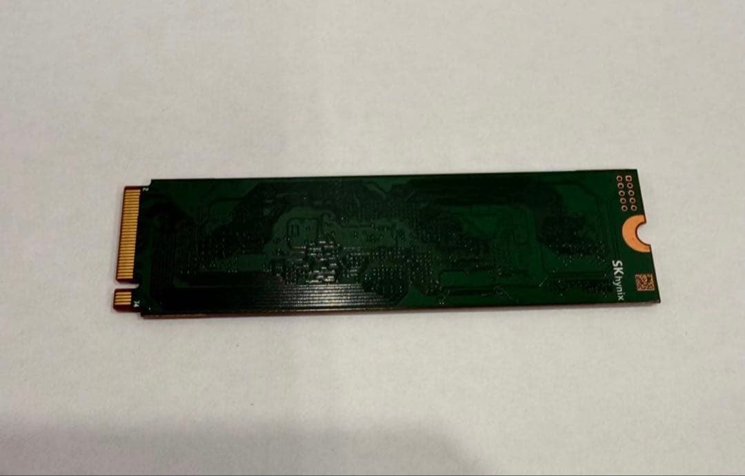 SK hynix製の512GB NVMe M.2 2229 SSD、3.3V動作