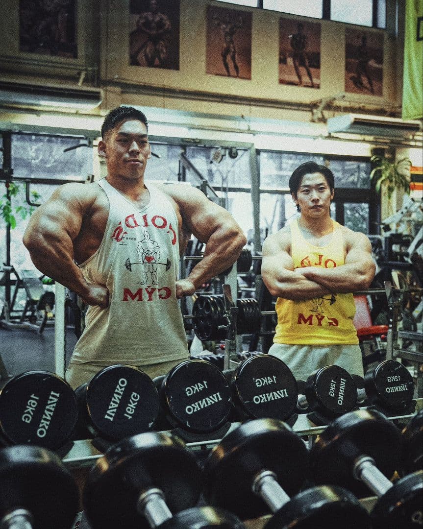 LÝFT × GOLD'S GYM Vintage Logo Tanktop
