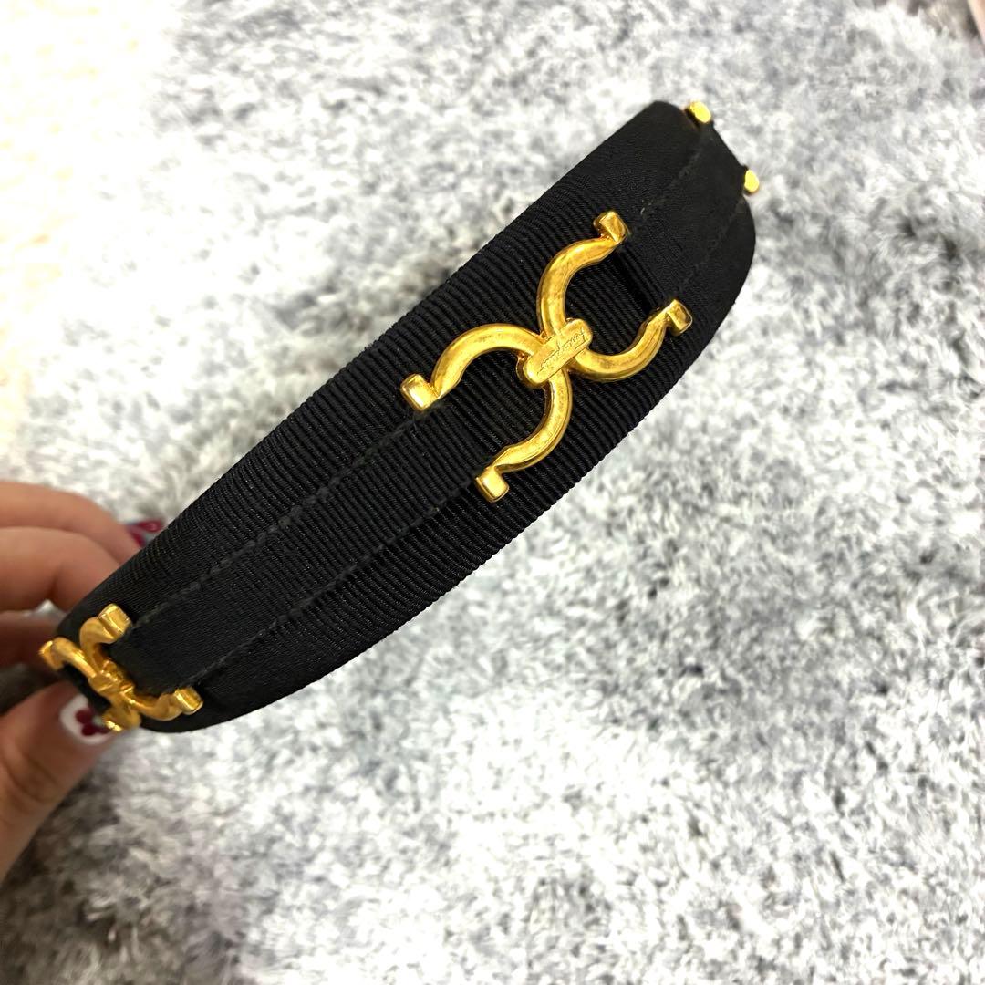 良品✨Ferragamo サルヴァトーレフェラガモ　カチューシャ ヘアバンド 黒