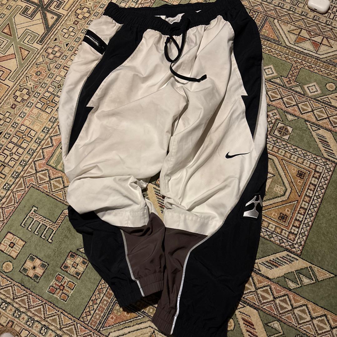 NIKE x ACRONYM ウーブンパンツ　Lサイズ