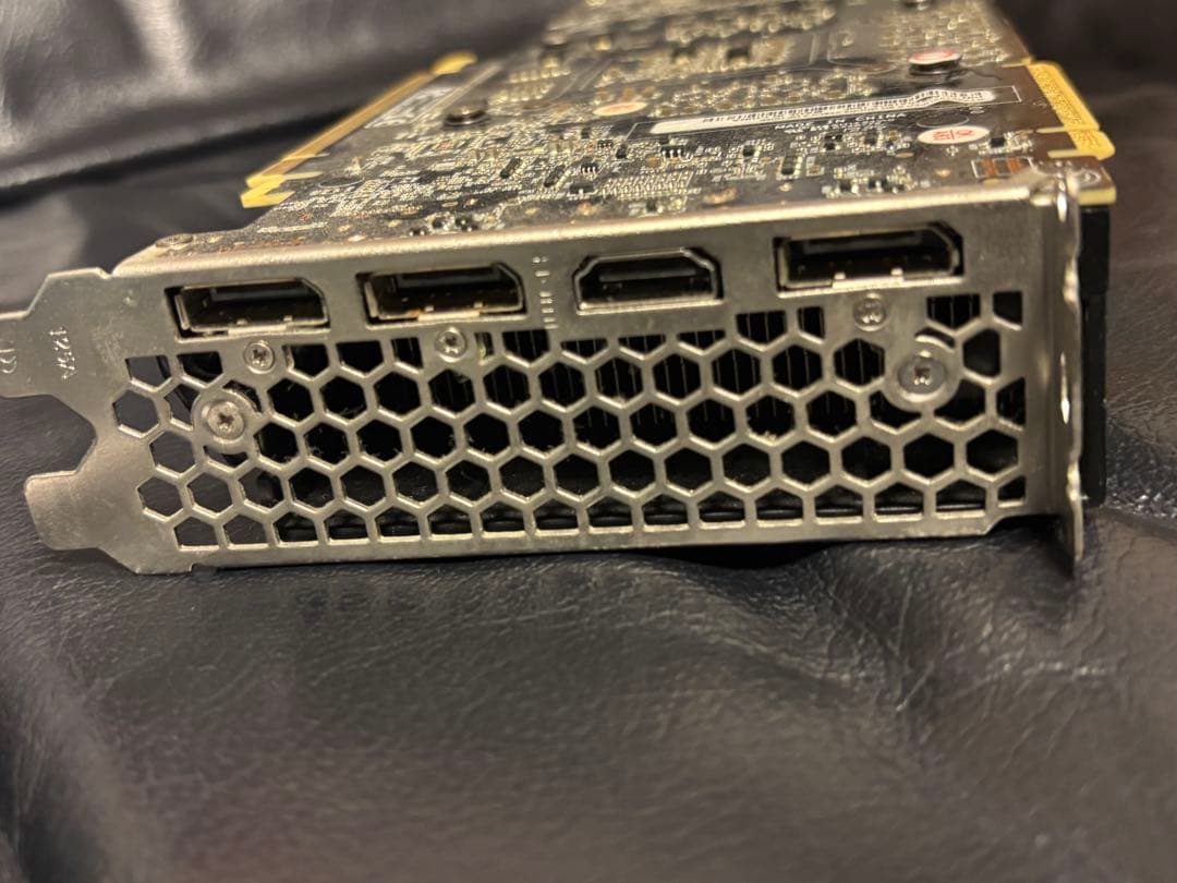 黃*黃様 GeForce RTX 2070 SUPERグラフィックボード