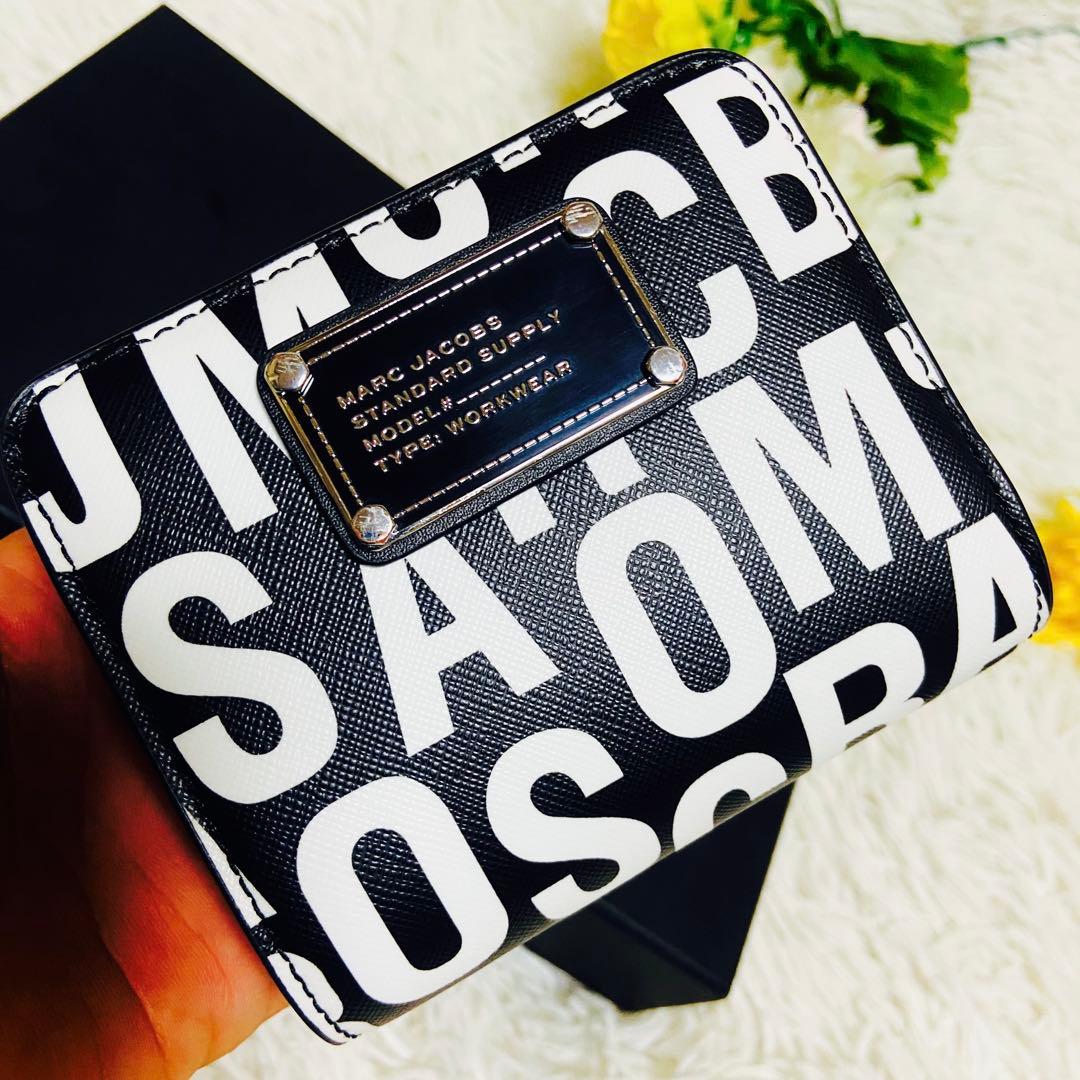 未使用級✨MARCJACOBS✨マークジェイコブス ✨二つ折り財布✨ウォレット✨