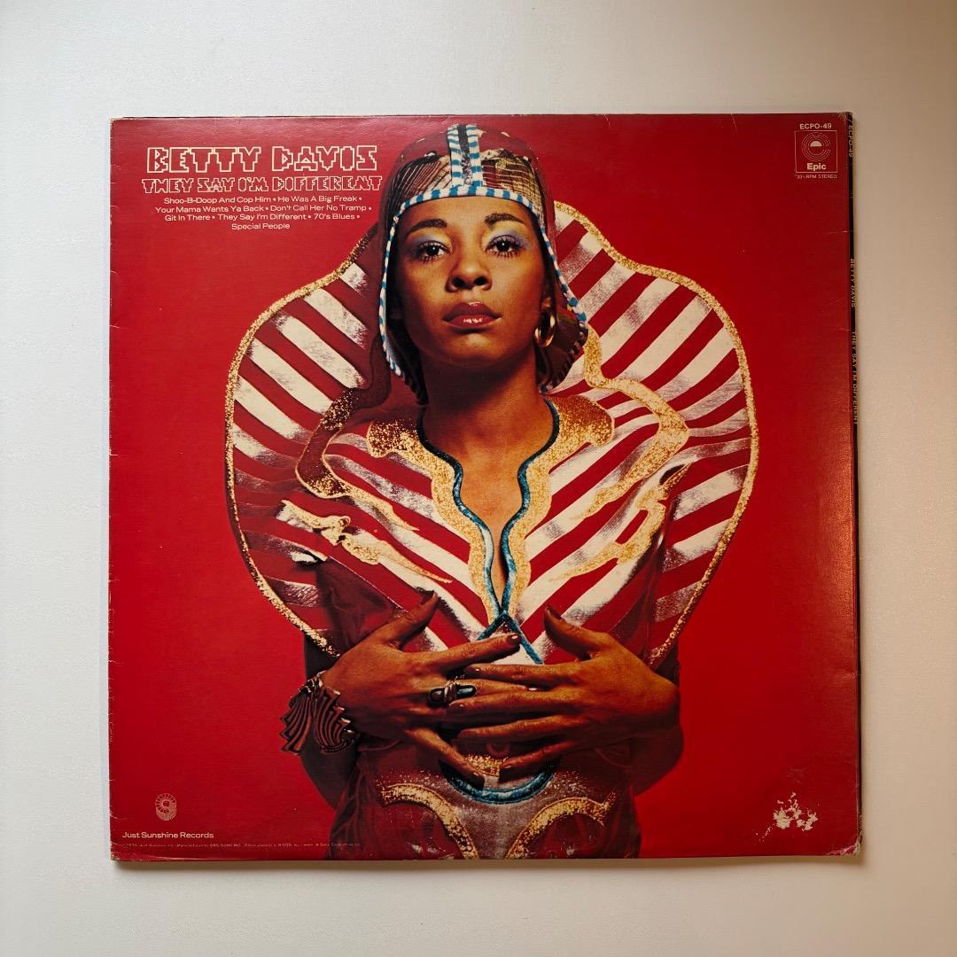 ◎中古LPレコード◎　ベティ・デイヴィス / ゼイ・セイ・アイム・ディファレント
