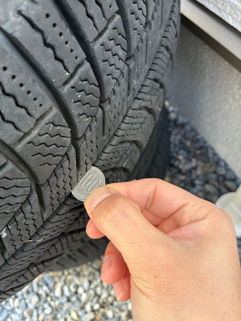 レクサスNX ホイール　スタッドレスタイヤ225/65R17