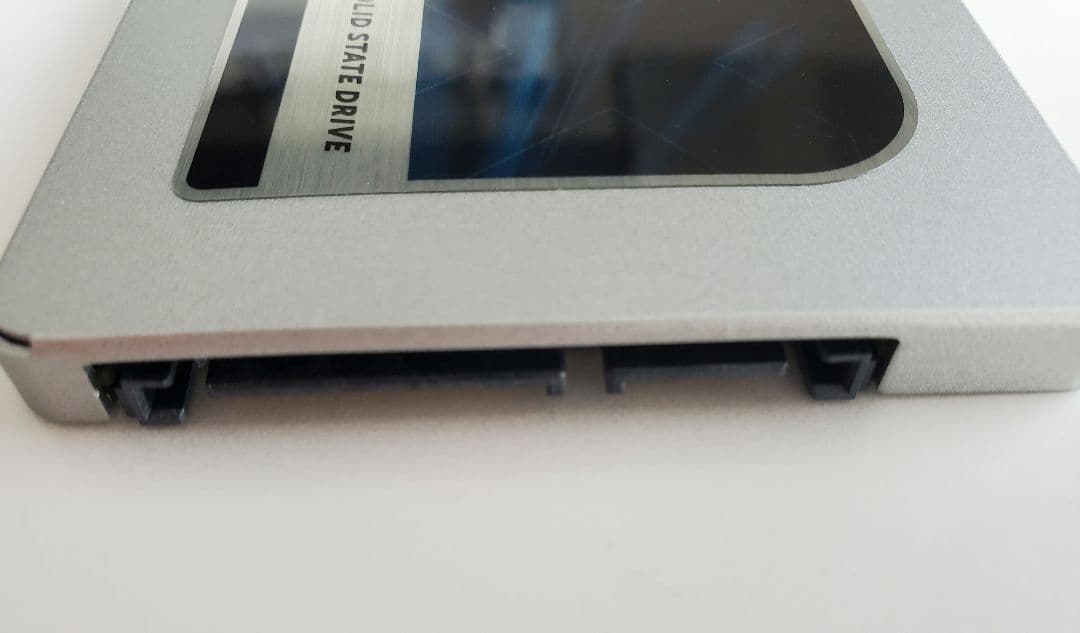 Crucial MX500 500GB 2.5インチSSD 未使用