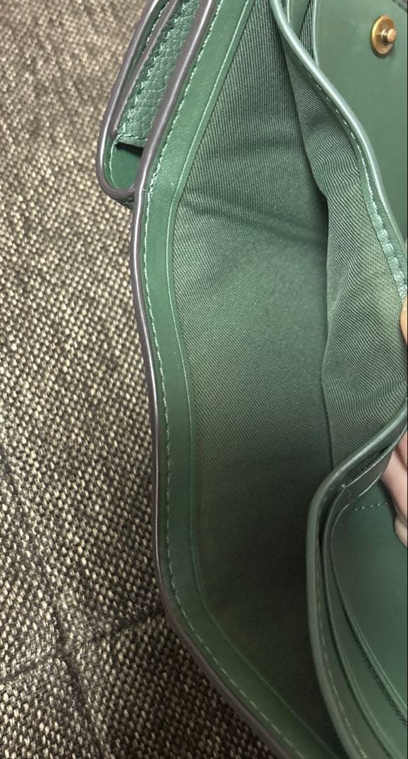 COACH グリーン 三つ折り財布