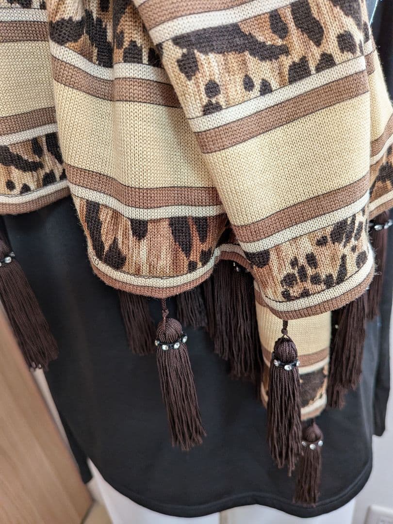 【超美品】LEONARD　レオナール レオパード柄タッセル付きストール