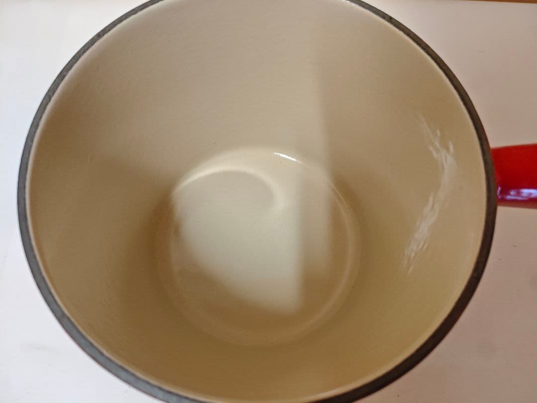 Le Creuset ル・クルーゼ　ウィンザーポット　チェリーレッド