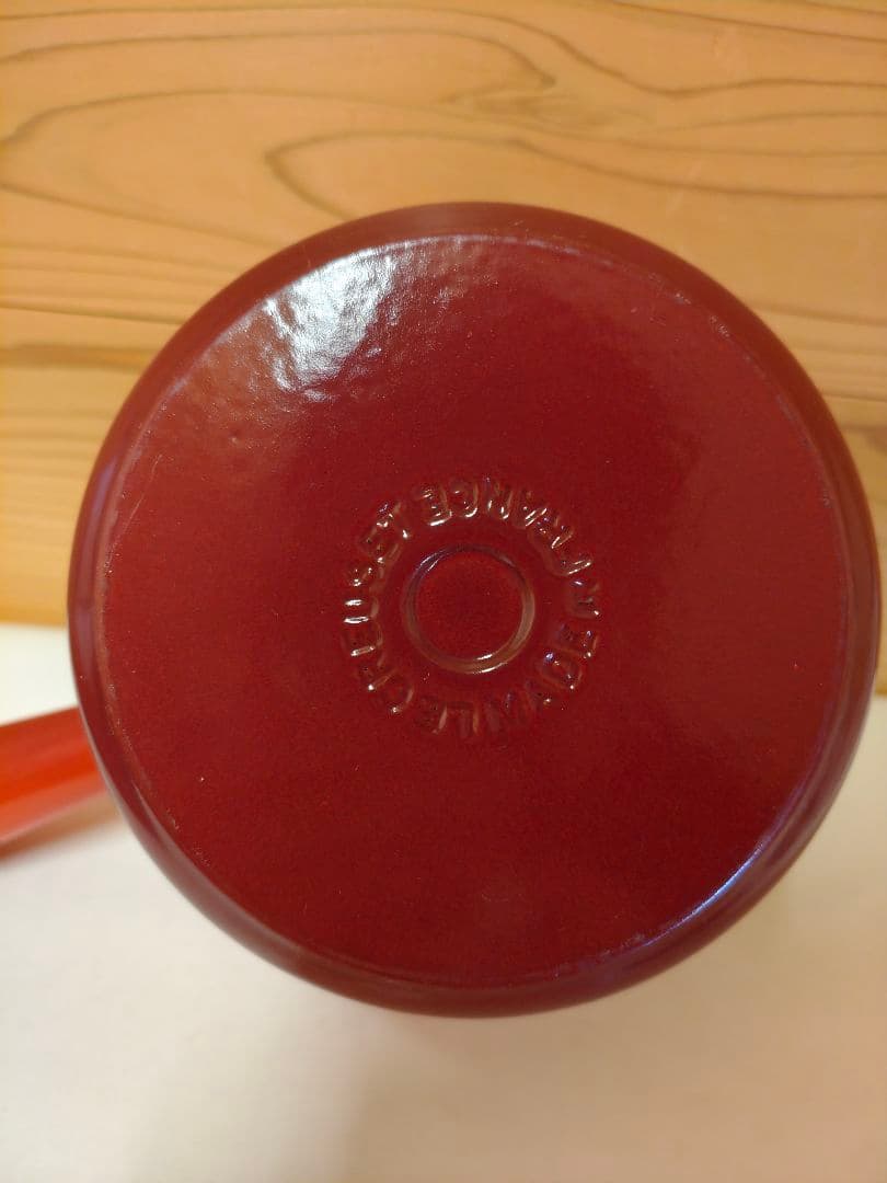 Le Creuset ル・クルーゼ　ウィンザーポット　チェリーレッド