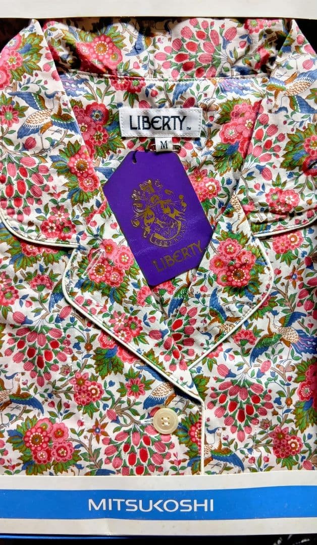 Liberty 花鳥柄 レディースパジャマ Mサイズ 未使用