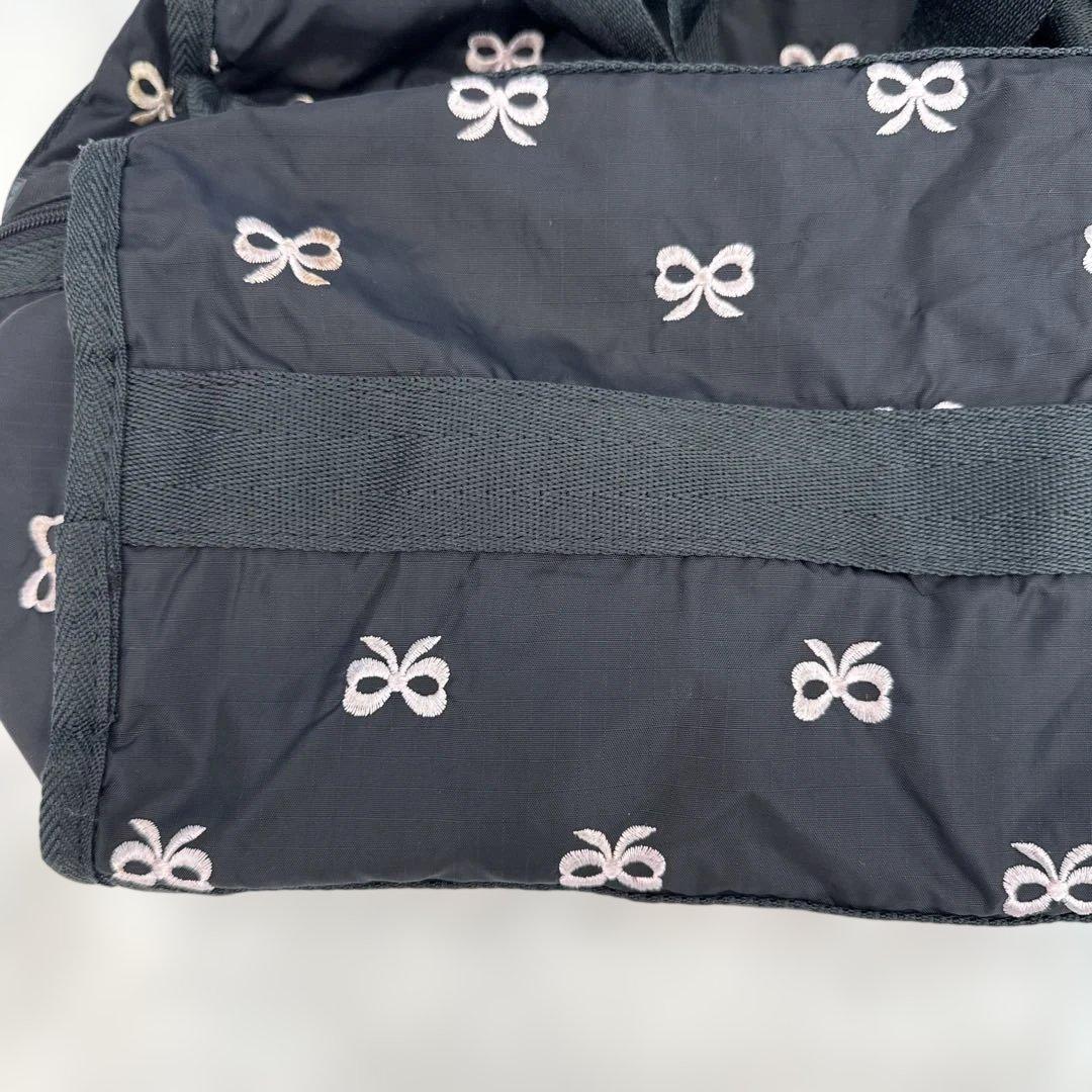 LeSportsac リボン　刺繍　ボストンバッグ 中型