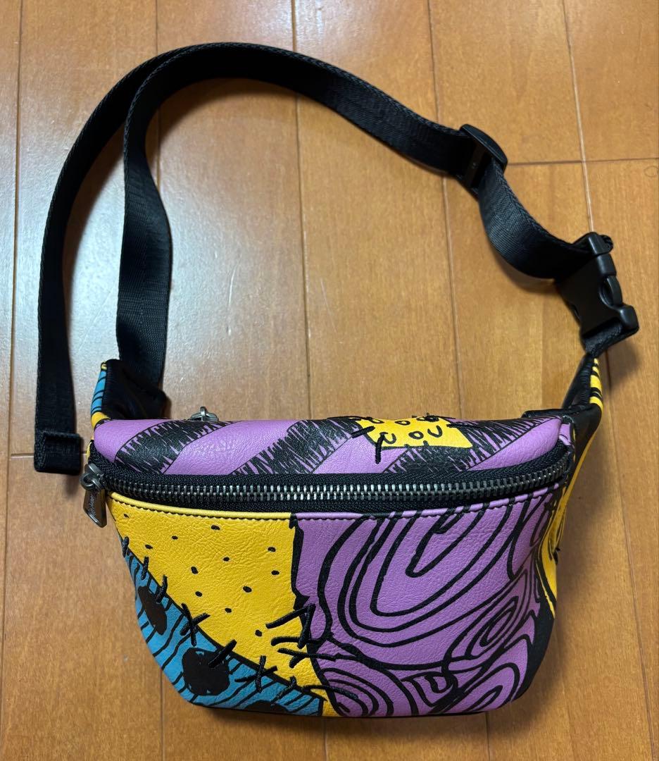 新品☆ ラウンジフライ　ディズニーナイトメア（サリー）のウエストポシェット