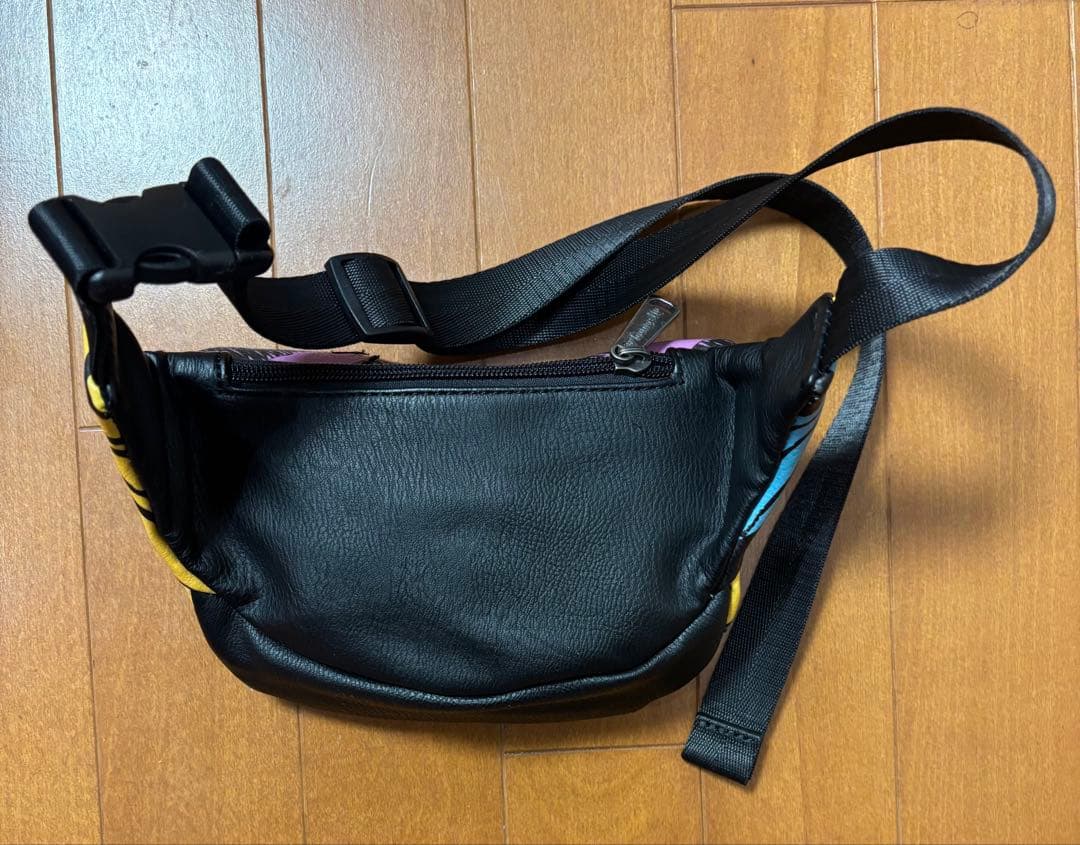 新品☆ ラウンジフライ　ディズニーナイトメア（サリー）のウエストポシェット