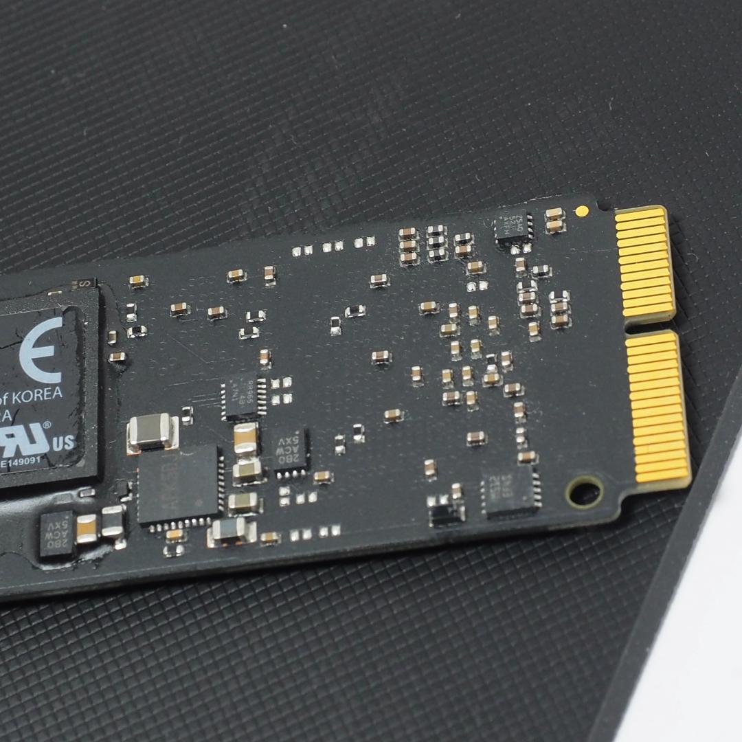 Apple純正 512GB SSD 動作OK 健康度100％ 寿命残83%