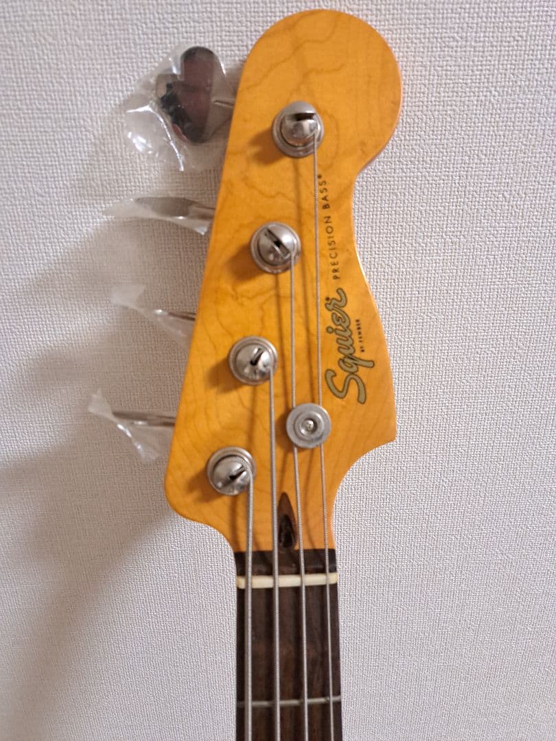 Squier Precision Bass サンバースト べっ甲ガード Pベース