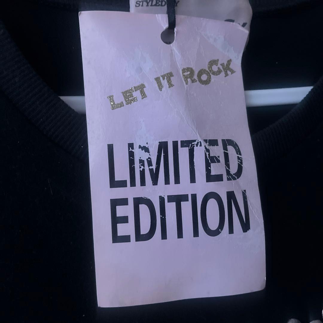 タグ付きLET IT ROCK (VENUS)