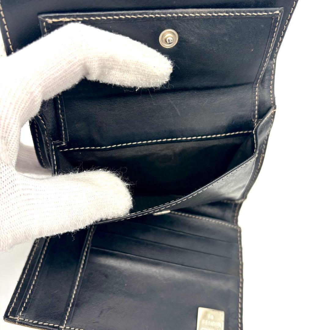 美品　フェンディ ズッキーノ　折り財布　マンマバケット　ダブルホック　キャンバス