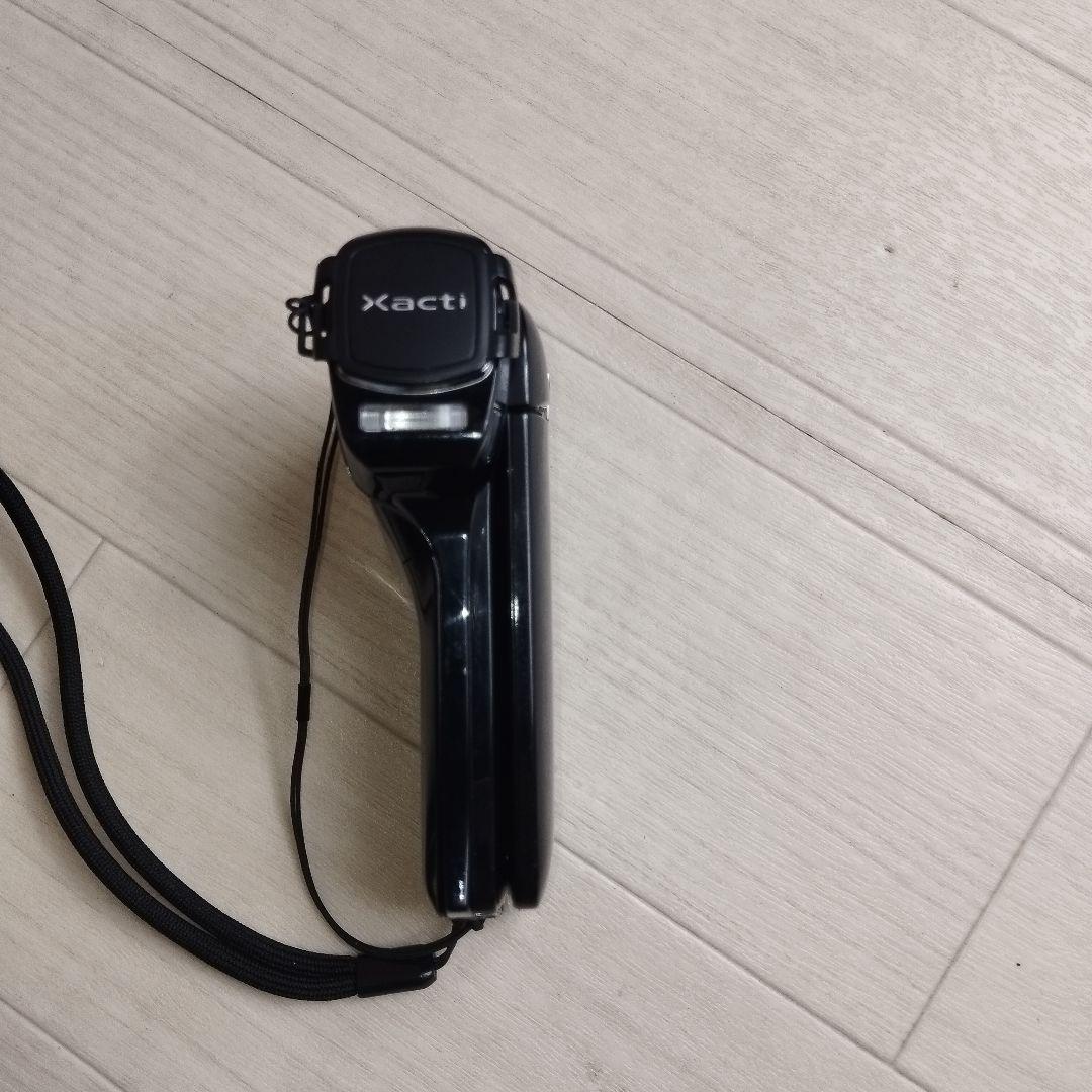 ビデオカメラ SANYO xacti DMX-CG10