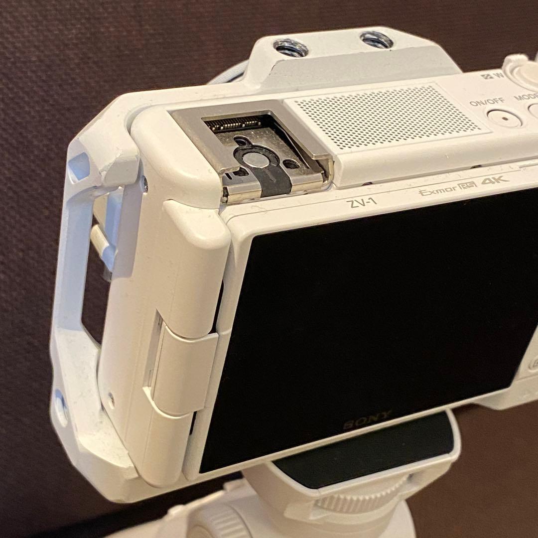 【新品同様】SONY ZV-1 純正スタンド・映画風撮影レンズ付き 白好きの方へ