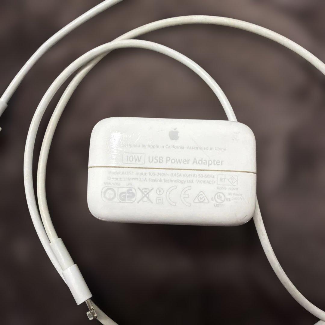 【美品・充電器とケース付き】iPad第9世代 64GB 箱無し