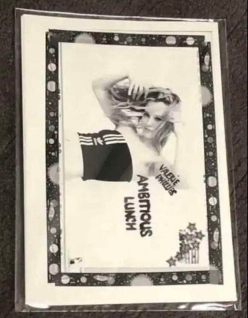 絶版‼️ 75部限定‼️ VALERIE PHILLIPS 写真集 ZINE
