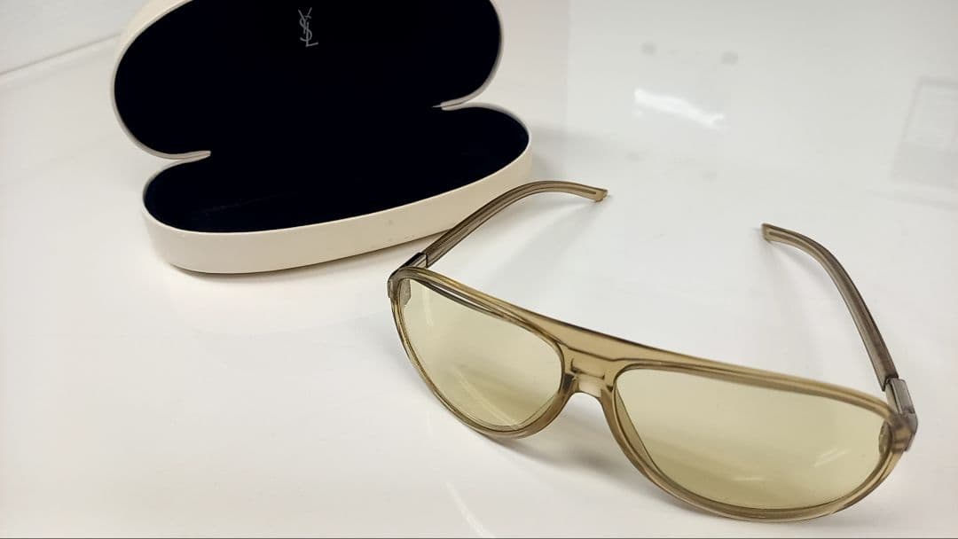 ア*ジ様 キムタク着用　イブサンローラン　サングラス YSL