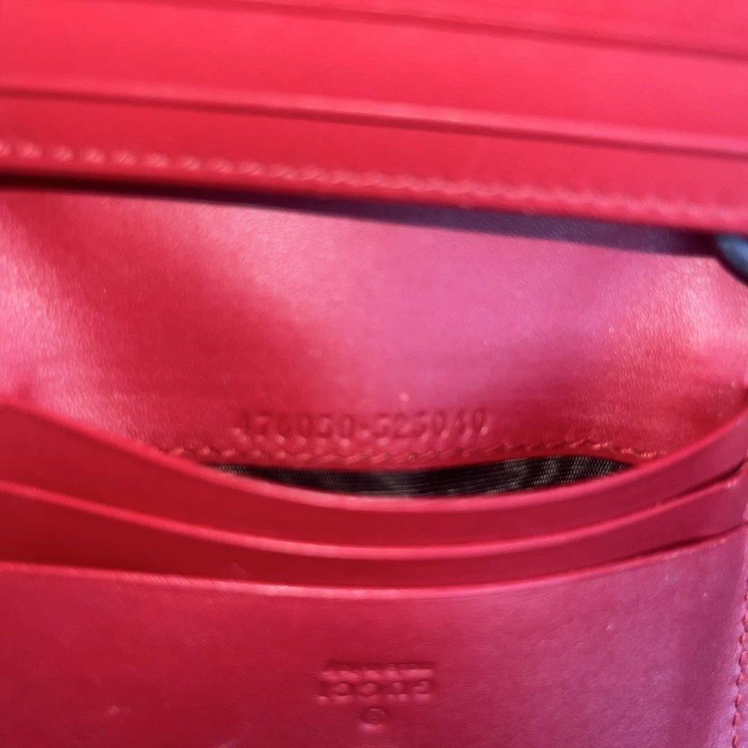 Gucci グッチ　チェリー装飾 二つ折り財布　ベージュ