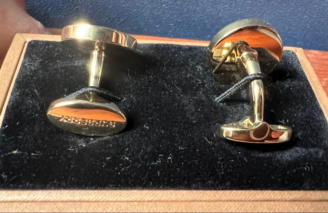 BURBERRY ゴールド カフリンクス ボックス付き