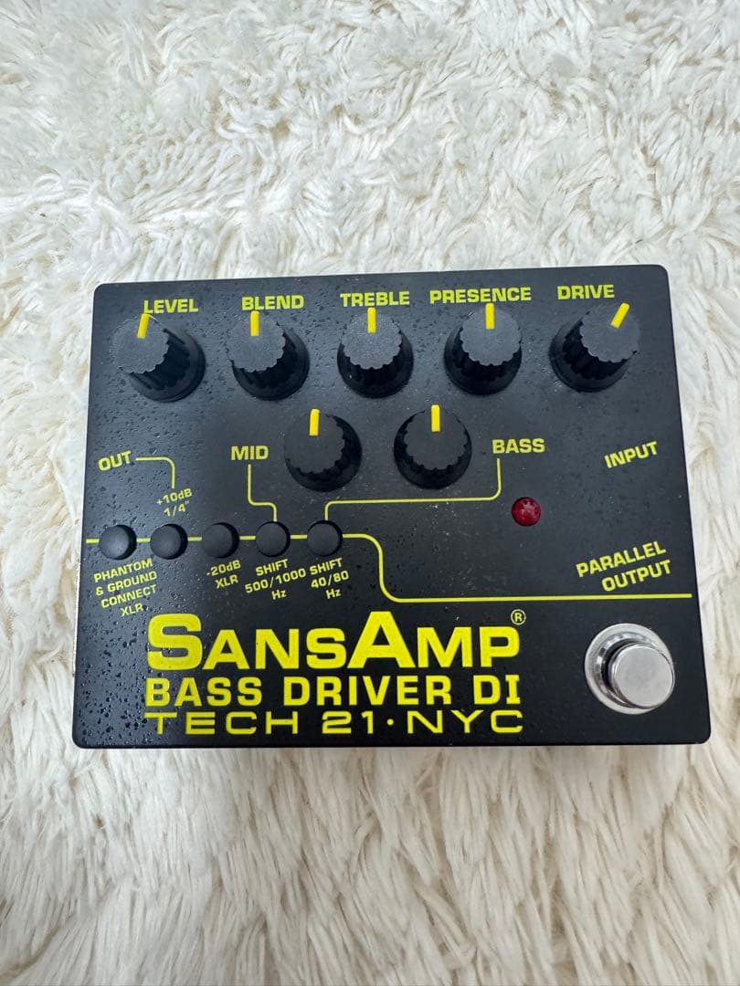 ベース Tech 21 SANSAMP BASS D DI V2