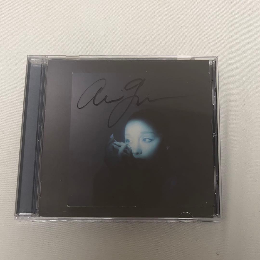 直筆サイン入り アリアナグランデ 「エターナル サンシャイン」 CD ⑥