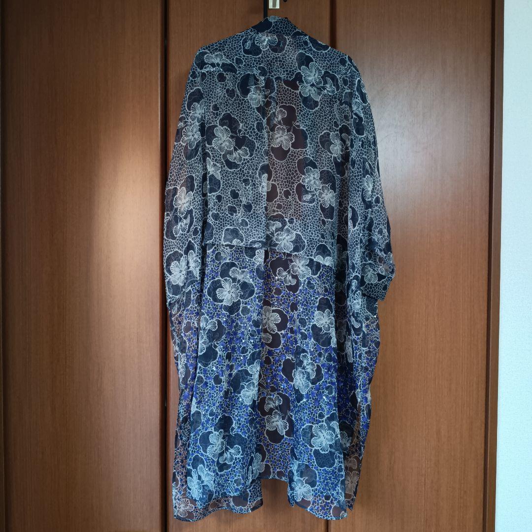 【DRIES VAN NOTEN】ワンピースとシースルーコート