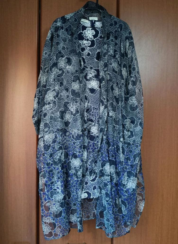 【DRIES VAN NOTEN】ワンピースとシースルーコート