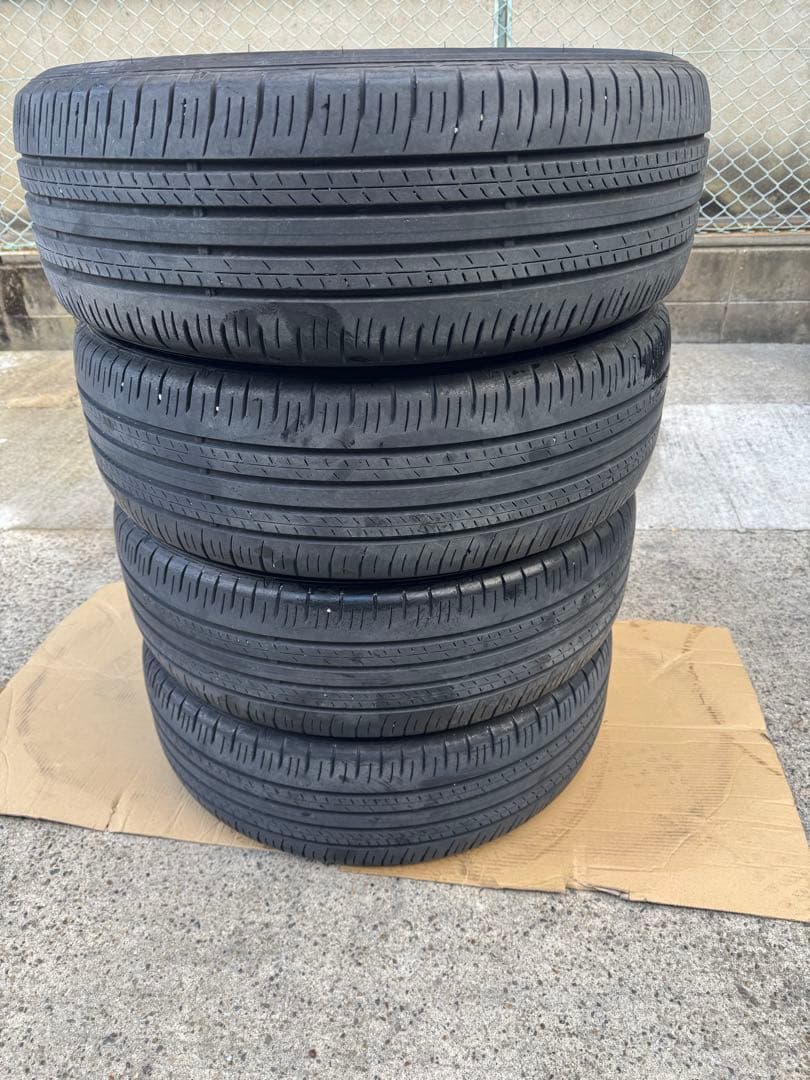 225/60R18 100H タイヤ 4本セットDUNLOP GRANDTREK
