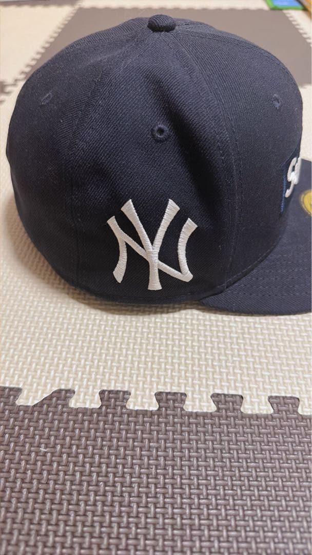 【完売】Supreme×NYヤンキース 59FIFTY 黒キャップ